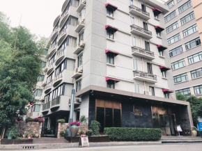 Apart 1 Service Apartment